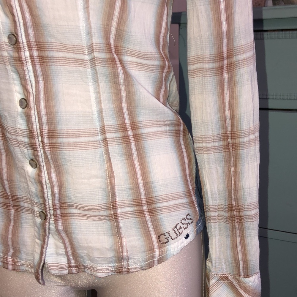 Guess - Picture 2 of 12